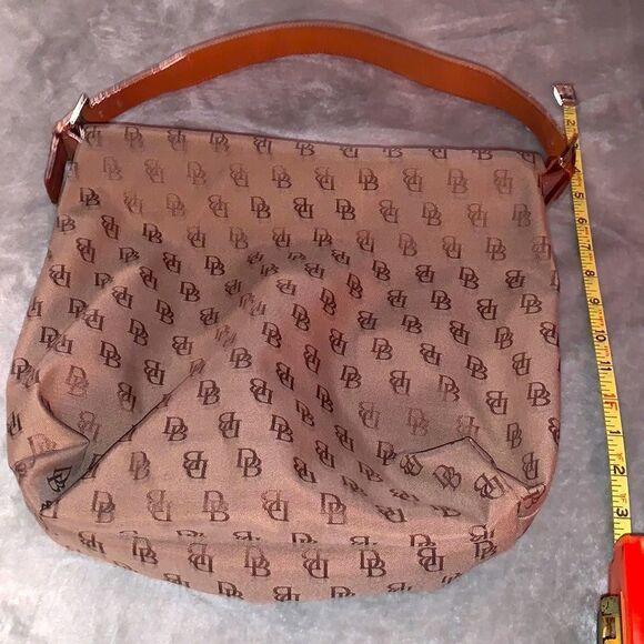 Dooney & Bourke hobo purse - Picture 1 of 11
